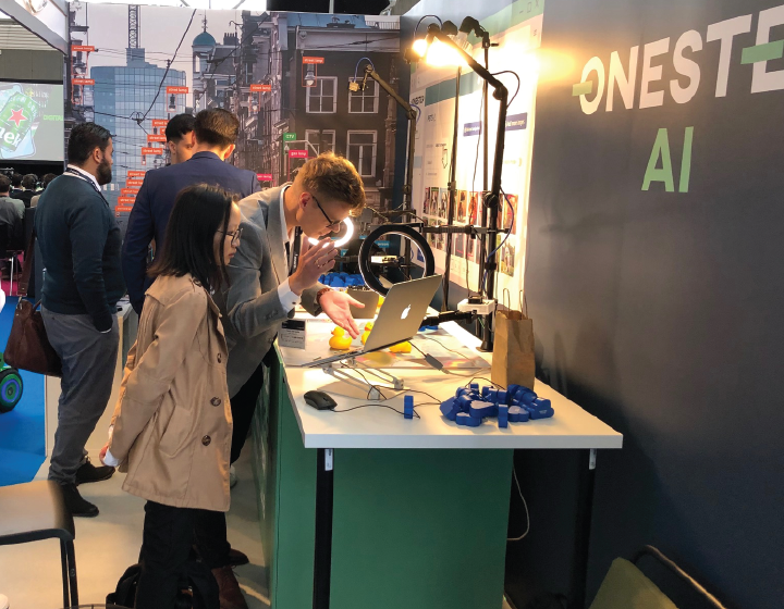 Nowy produkt Intratel z ciepłym przyjęciem na targach AI & Big Data w Amsterdamie